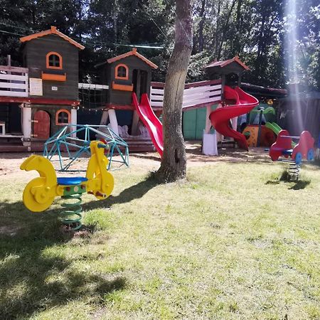 Pod Filarami Pobierowo Hotel Kültér fotó