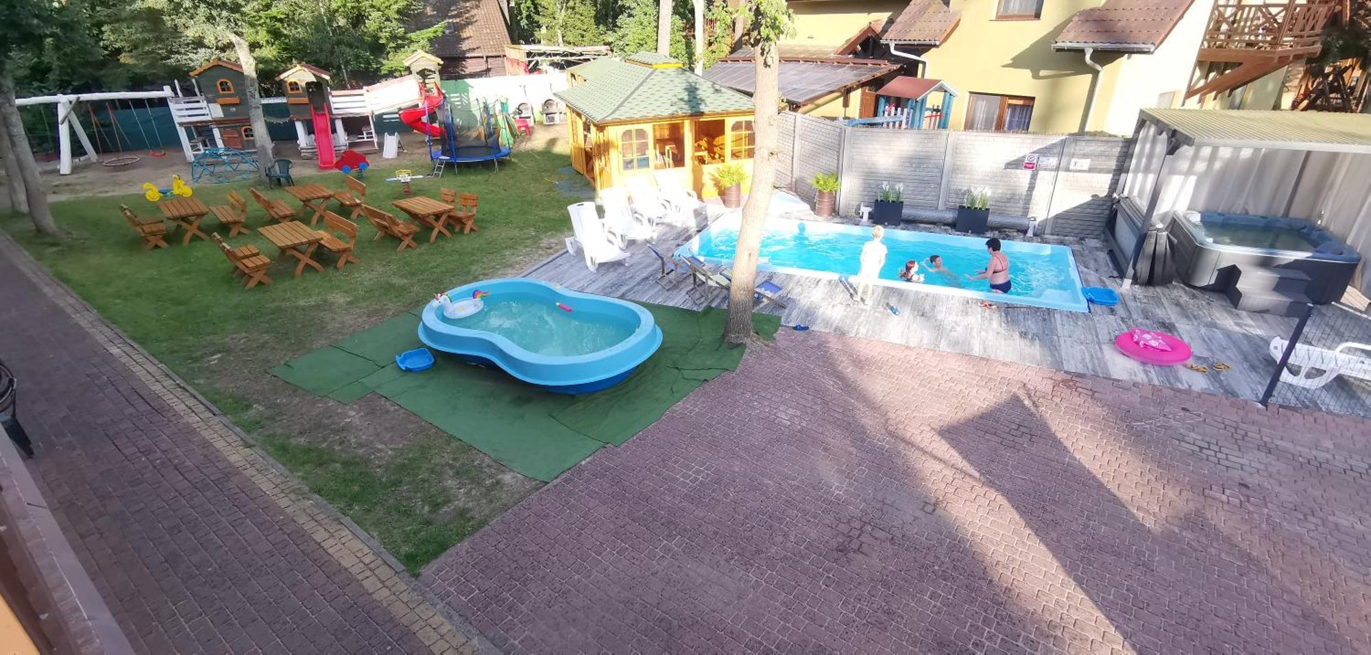 Pod Filarami Pobierowo Hotel Kültér fotó
