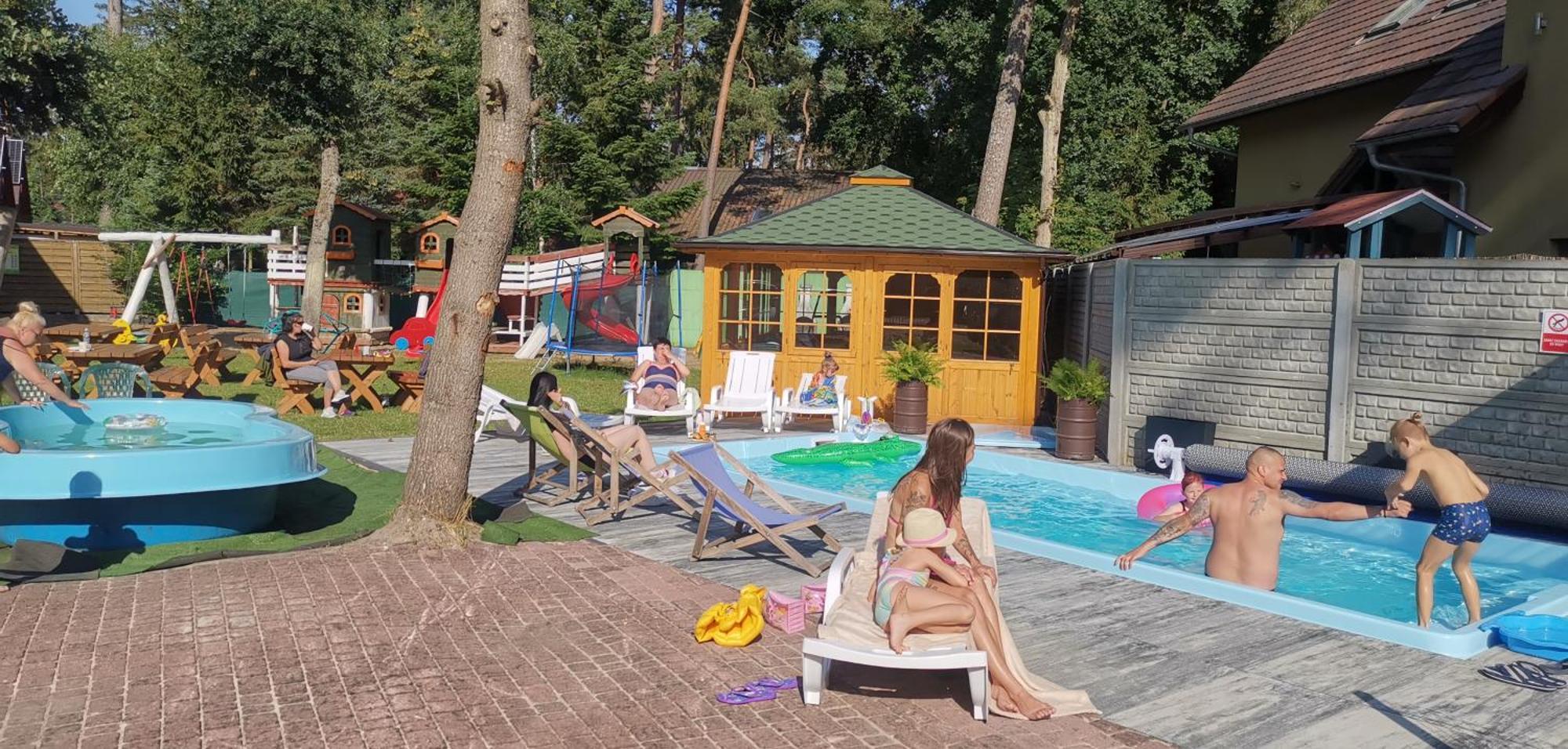 Pod Filarami Pobierowo Hotel Kültér fotó